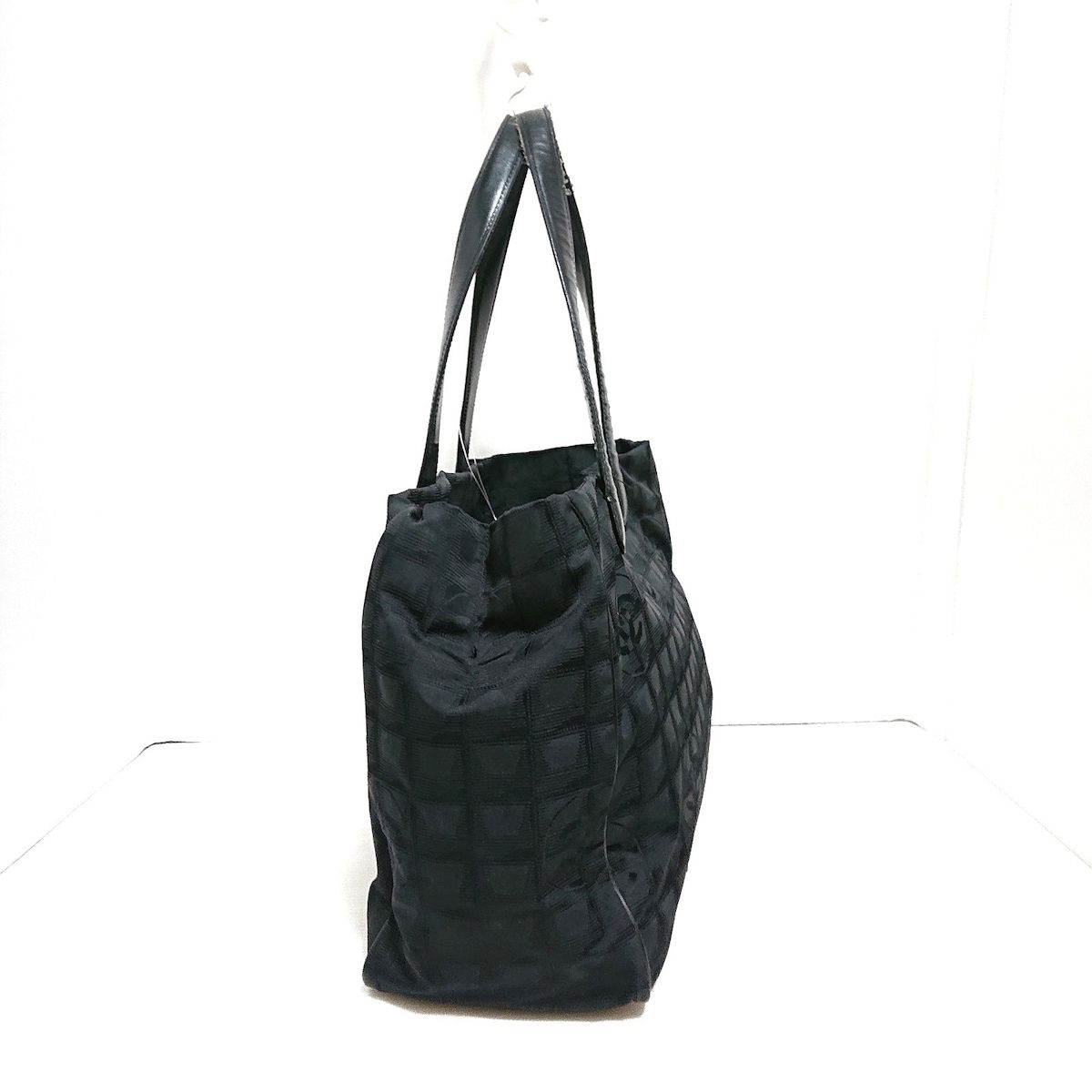 CHANEL(シャネル) トートバッグ ニュートラベルライントートMM A15991 ...