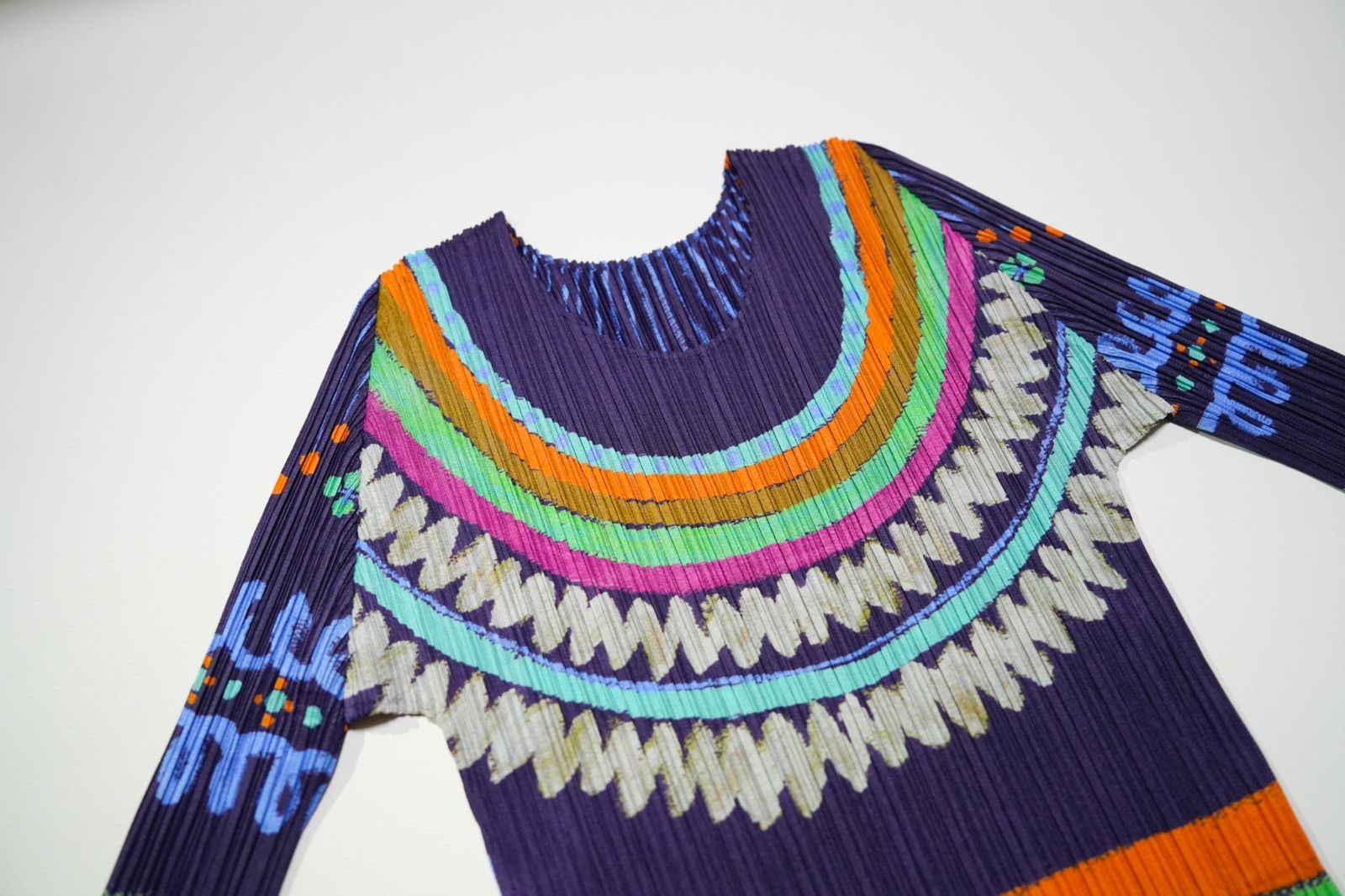 cD91 PLEATS