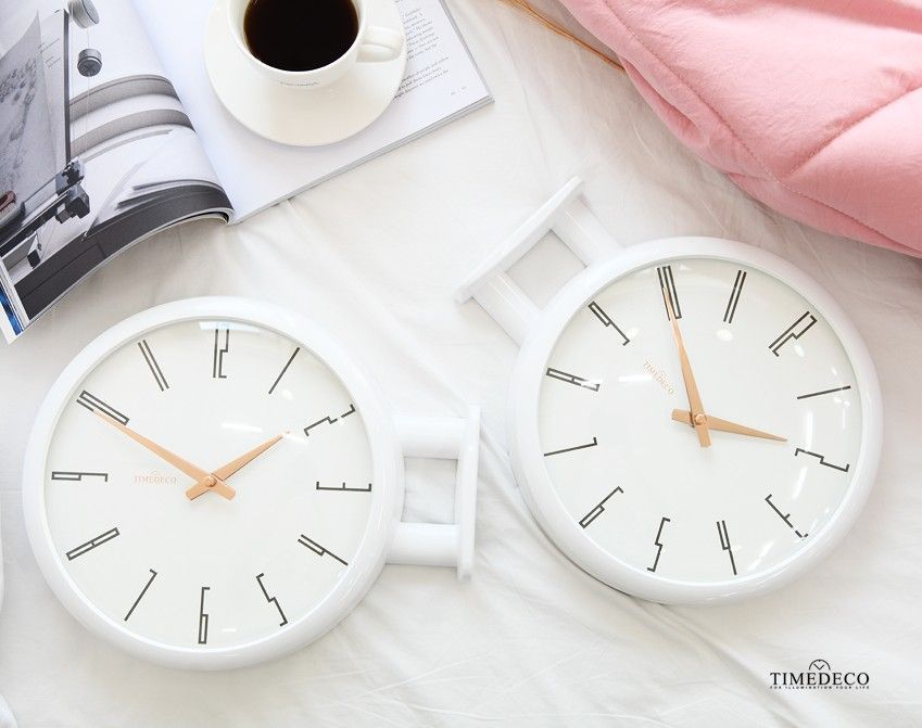 両面電波時計 ダブルフェイス ショップ ウォール クロック ブラック A7