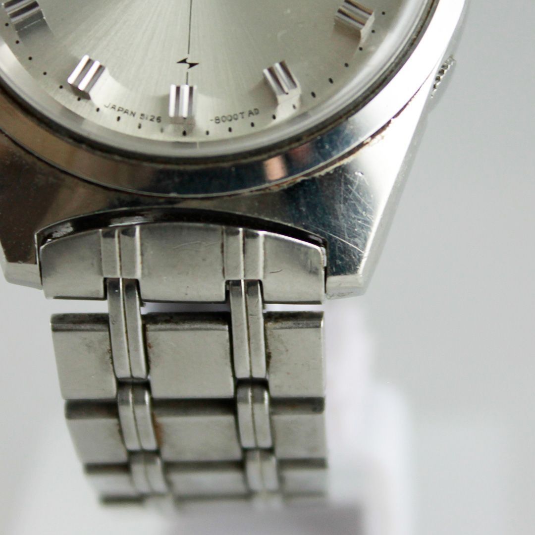 中古 】 SEIKO 5 SPORTS セイコー 5126-8000 自動巻き 23石 デイデイト 中古 】 SEIKO 5 SPORTS セイコー 5126-8000 自動巻き 23石 デイデイト