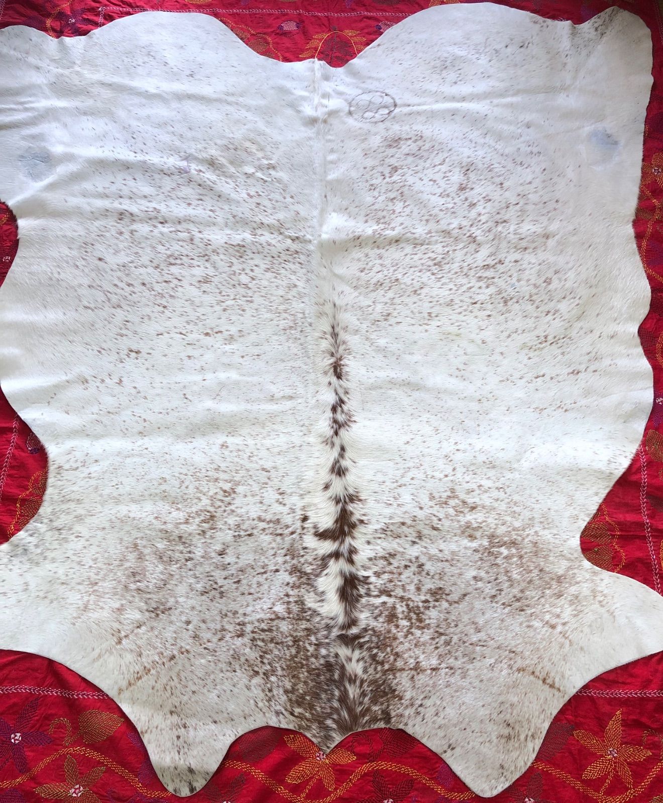 カウラグ ラグ 牛革 カウレザー 本革敷物 特大サイズ 約215cm × 約202cm ヴィンテージ