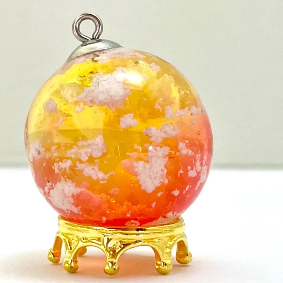夕焼け空 雲レジン キーホルダー ネックレス - メルカリ
