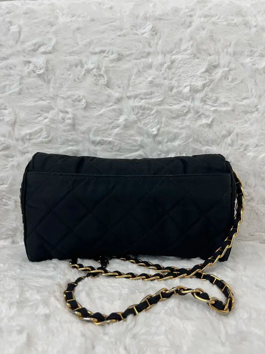 PRADA プラダ