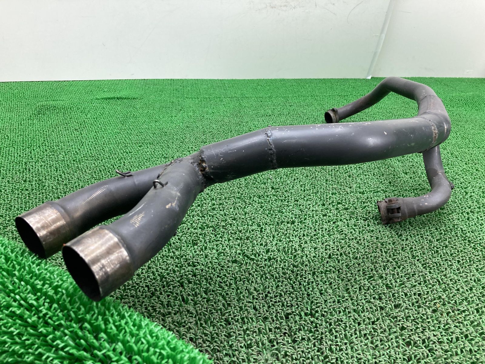 レビューで送料無料】 VTR250 エキパイマフラー 社外 中古 バイク 部品 MC33 ワンオフマフラー コケキズ無し 品薄 希少品 -  dielinde.online