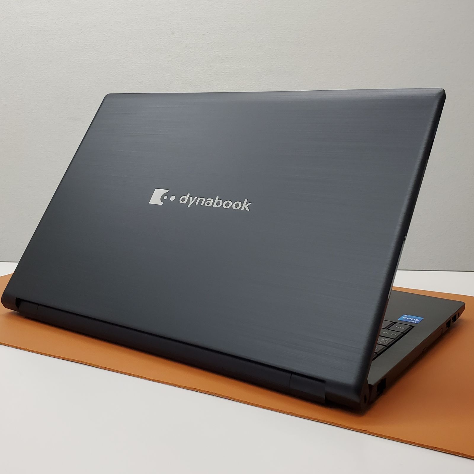 15.6型ノートパソコン