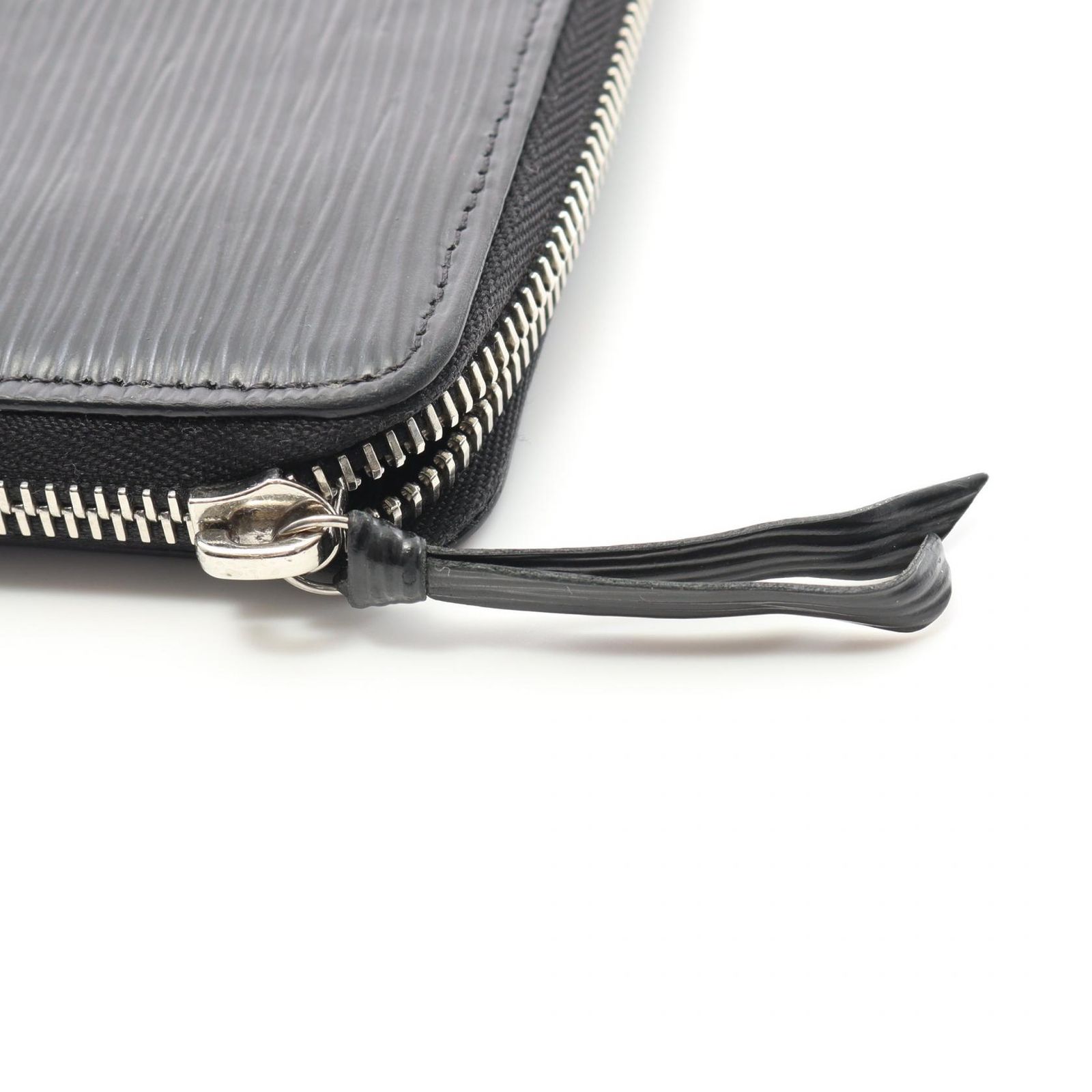 未使用に近い ルイヴィトン アンプラント ポルトフォイユ クレマンス