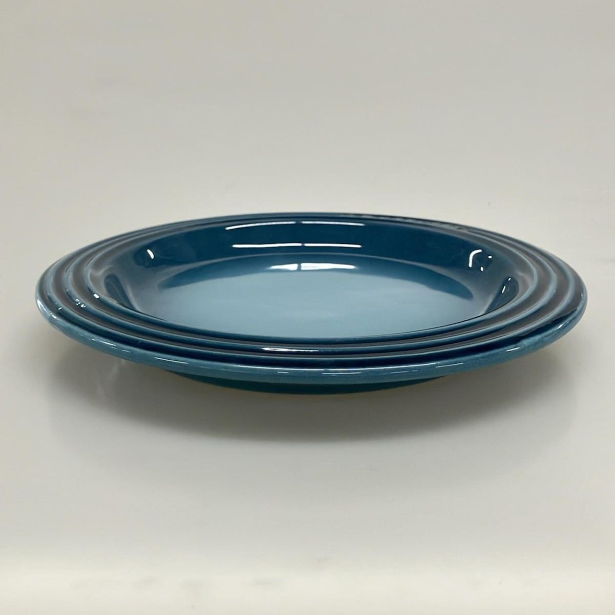LE CREUSET - LE CREUSET(ルクルーゼ) プレート新品同様  - ネイビー LE CREUSET(ルクルーゼ) プレート新品同様 - ネイビー - メルカリ