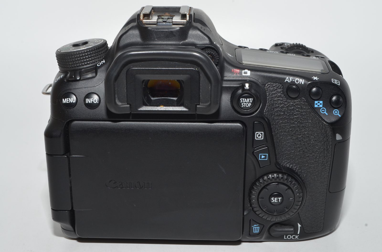 Canon EOS 70D デジタル一眼レフカメラ ジャンク品