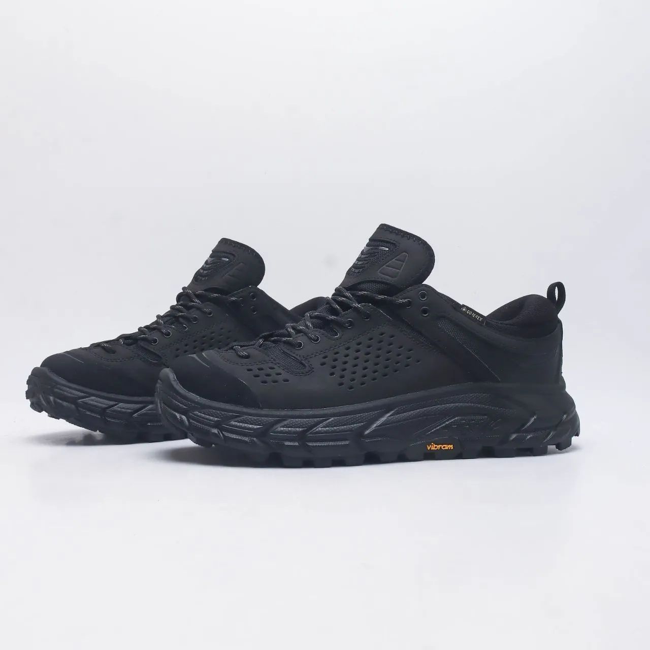 ホカオネオネ HOKA ONEONE TOR ULTRA LO Black | Black 22FW-I スニーカー ハイキング