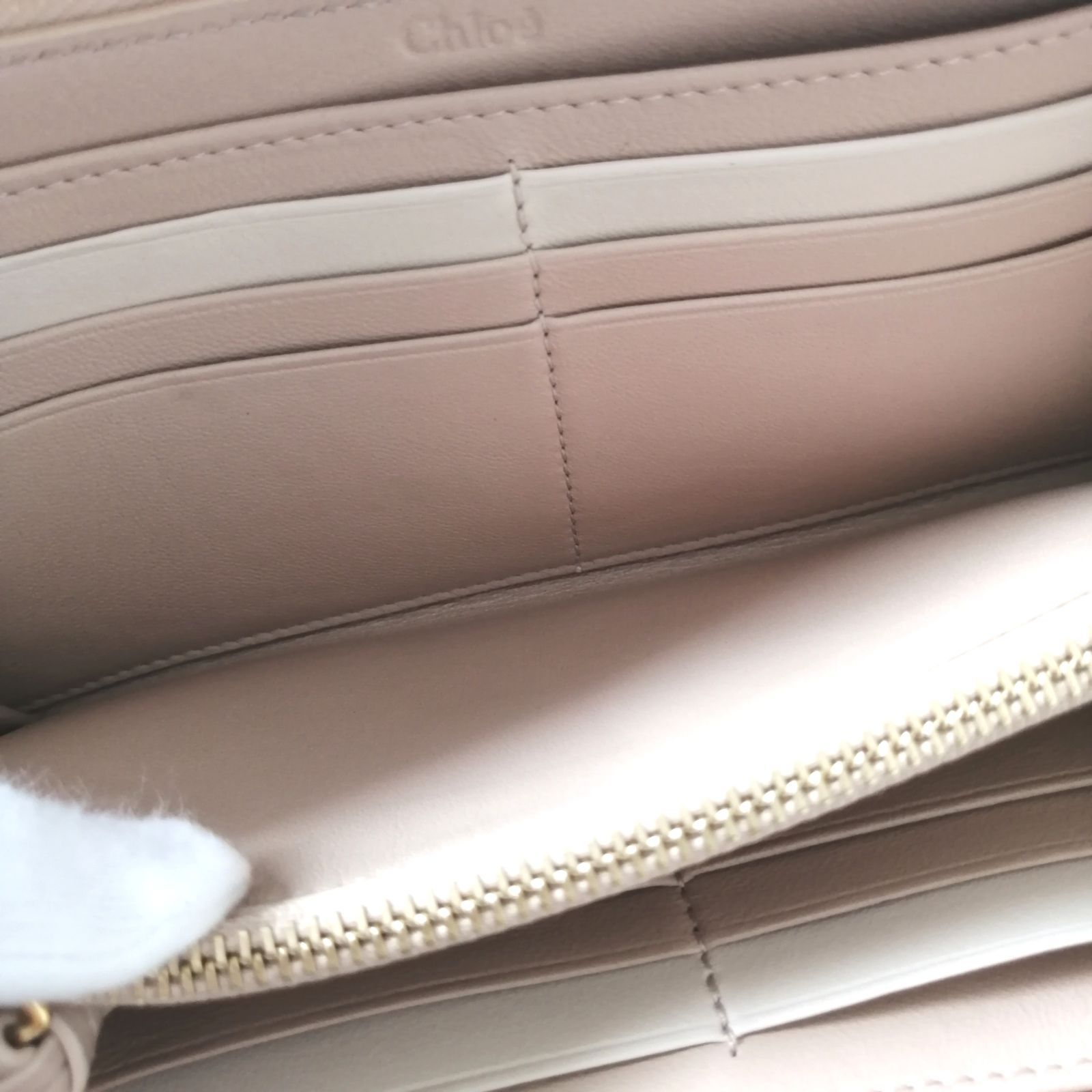 長財布 ラウンドファスナー