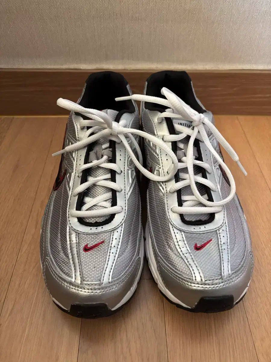 NIKE ナイキ