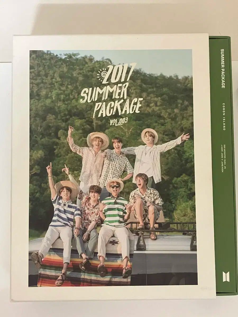 値下げ★BTS 防弾少年団 SUMMER PACKAGE サマパケ2017 Amazon.co.jp: タワーレコード限定 日本語字幕 BTS (防弾少年団