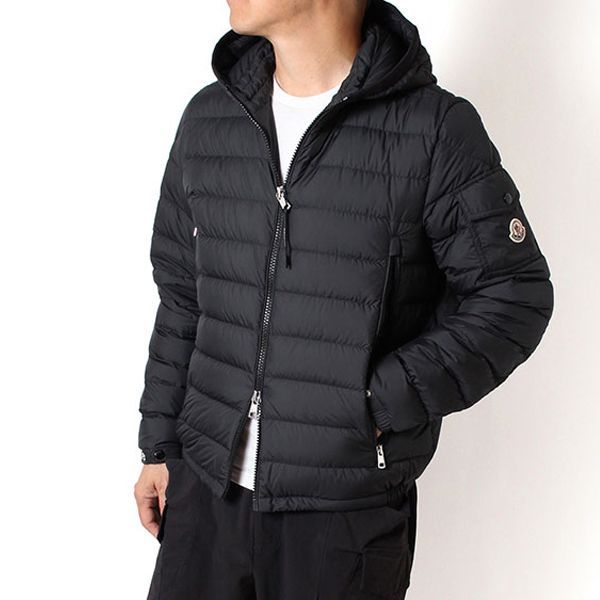 ★MONCLERSacai★モンクレールサカイ ★ライトダウン★カーキ★サイズ０ MONCLER モンクレールライトダウン サイズ1 - メルカリ