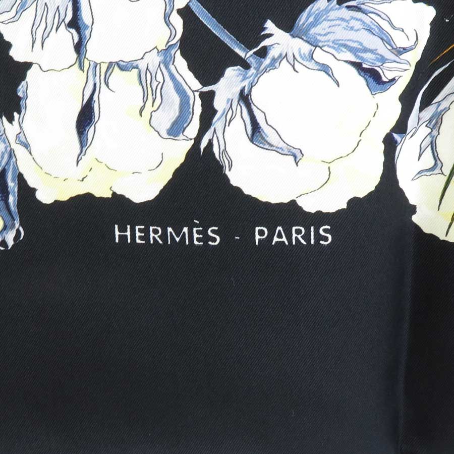 エルメス HERMES スカーフ カレ90 TURBANS DES REINES 王妃のターバン