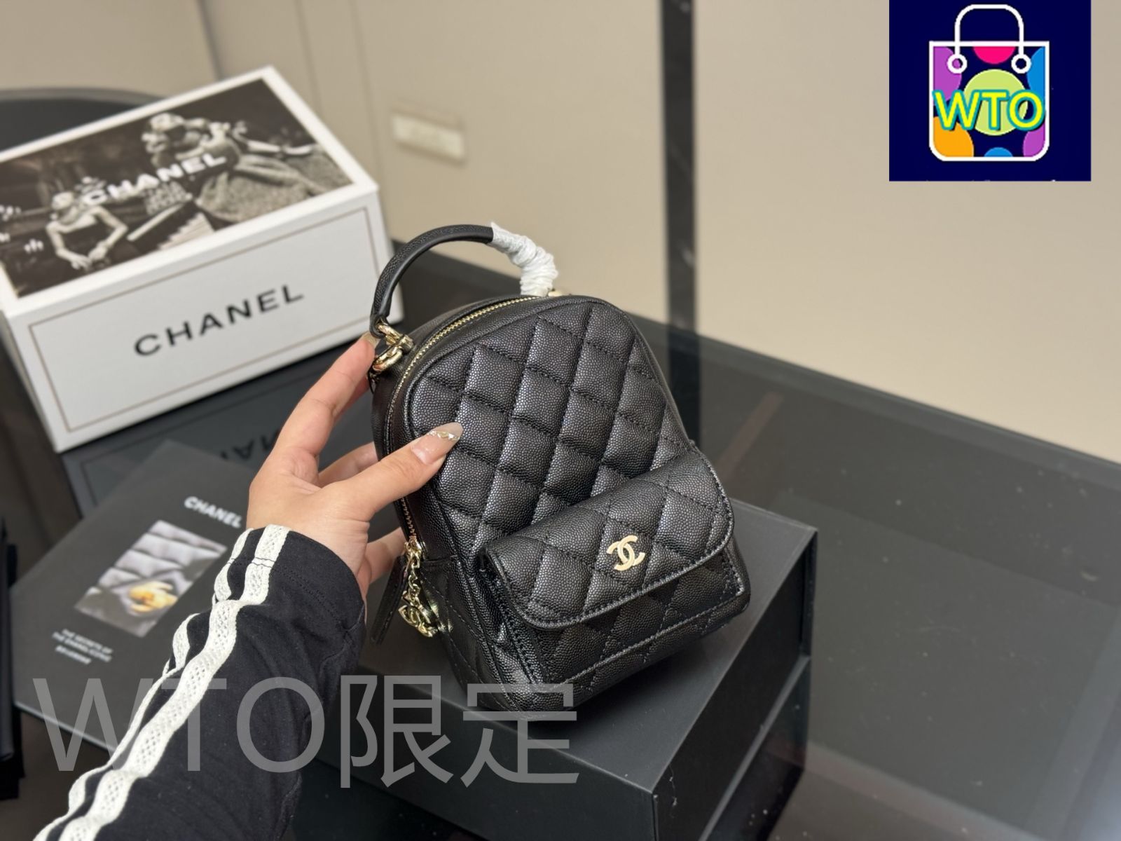 【コンパクトで可愛い/収納力◎♪】CHANEL★ショルダーバッグ 210.jpg