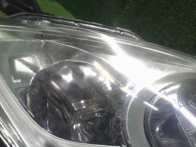 左ヘッドランプ 右ヘッドライト
