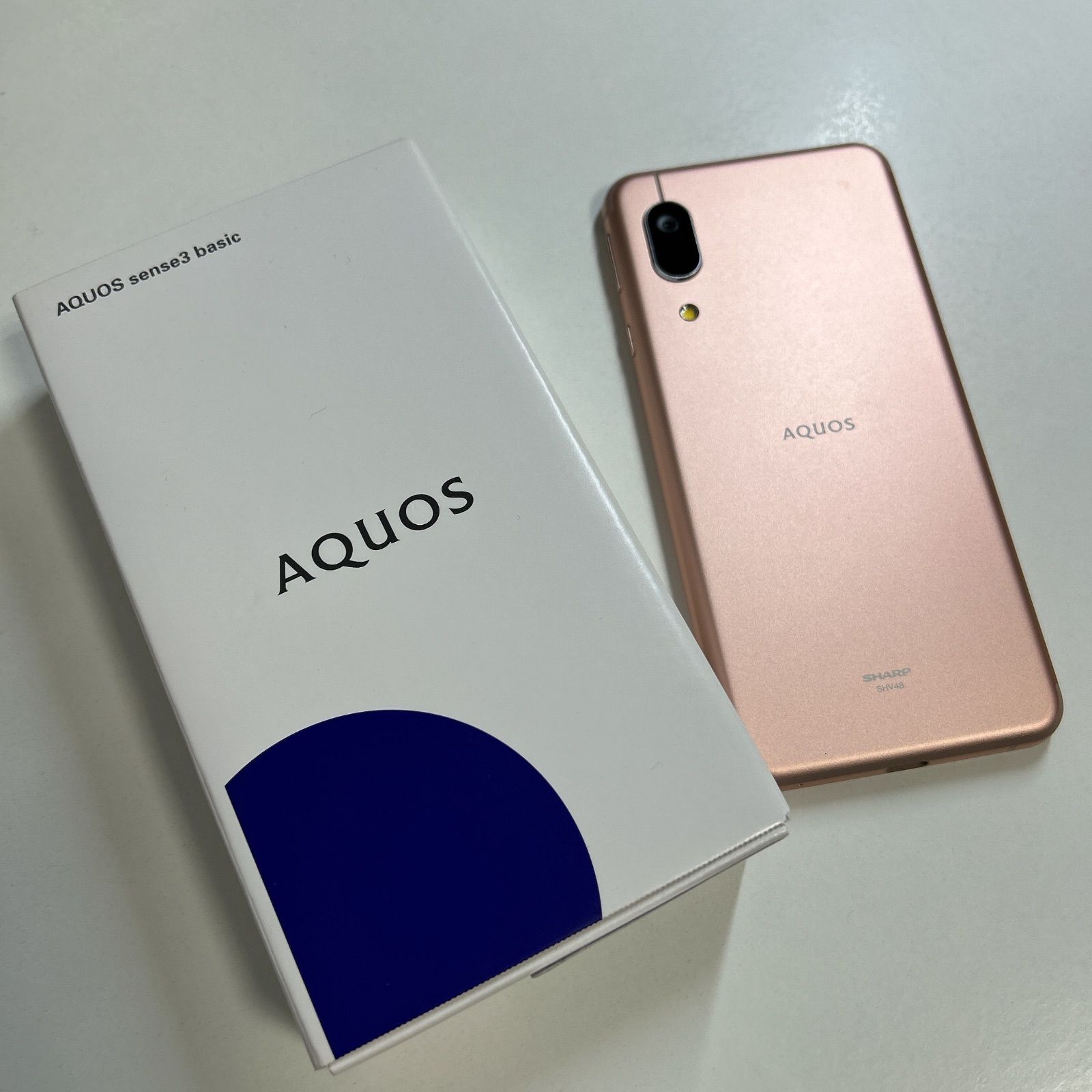 SHARP AQUOS SHV48 スマートフォン本体 ブラック シャープ AQUOS