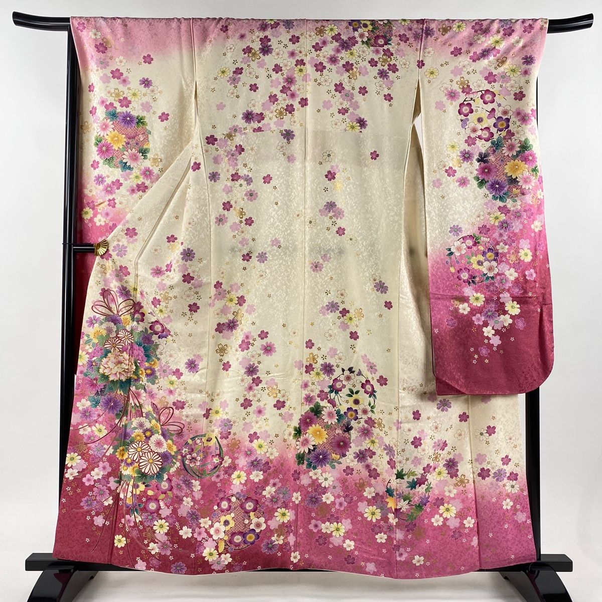 振袖 身丈158.5cm 裄丈68cm L 袷 花束 牡丹 金通し 金糸 クリーム 正絹