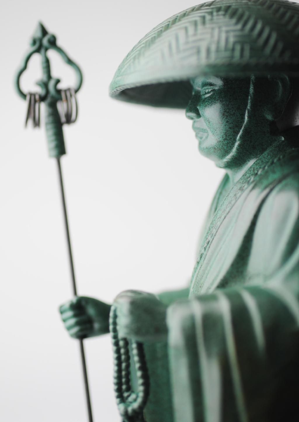 弘法大師 空海 - 総高24cm 青銅色 高岡銅器 仏像