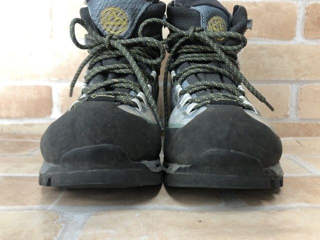 【中古】 LA SPORTIVA スポルティバ トレッキングブーツ 04-190 グレー系 US7 111402895