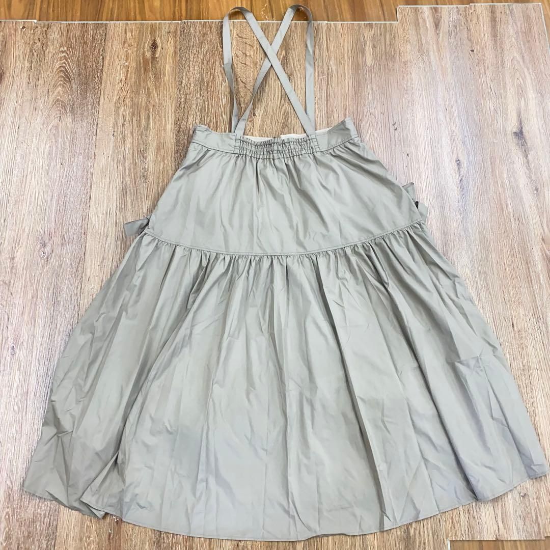 タフタサスペンダー付きスカート
