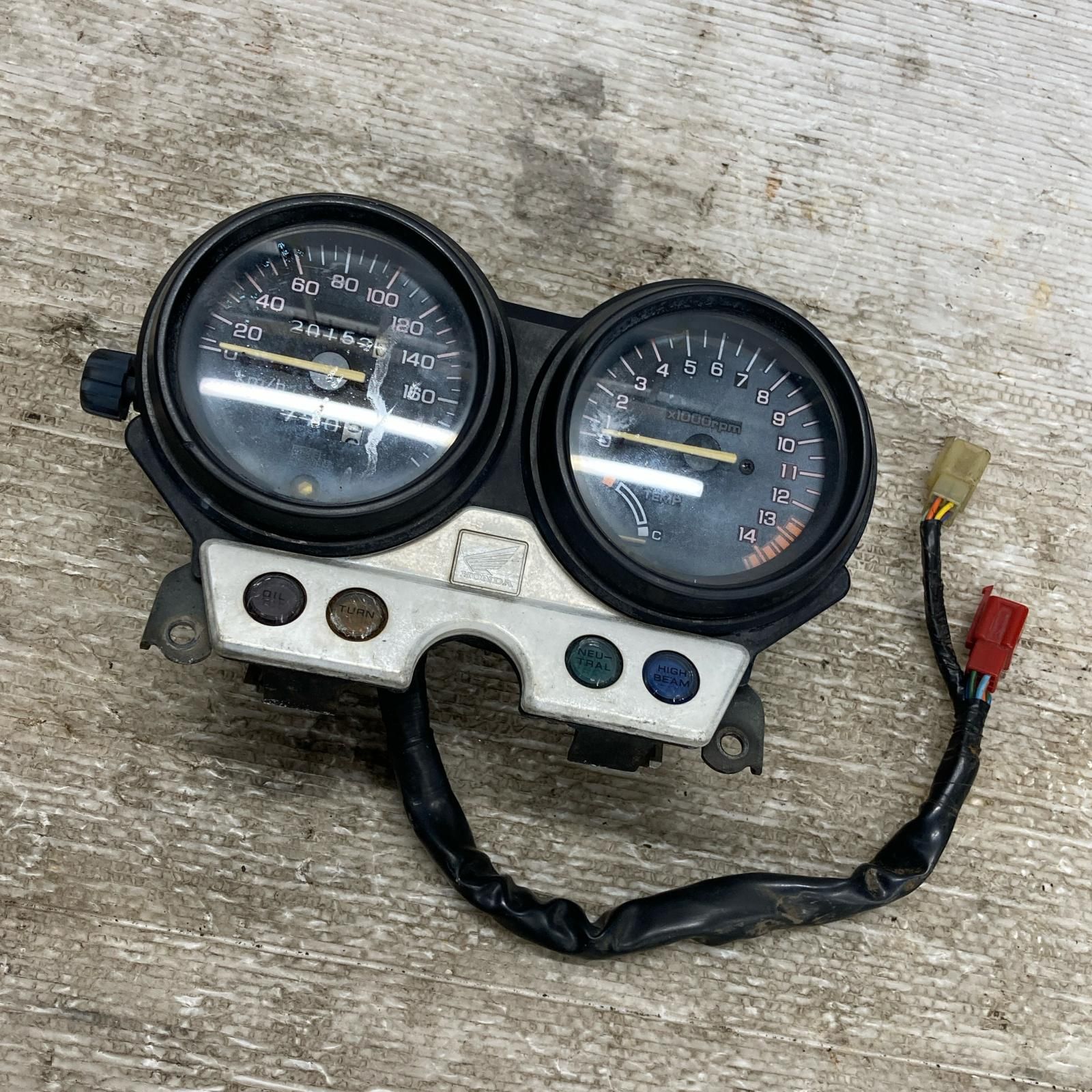 I*h様 CB400 nc31 メーター I*h様 CB400 nc31 メーター 【公式通販】