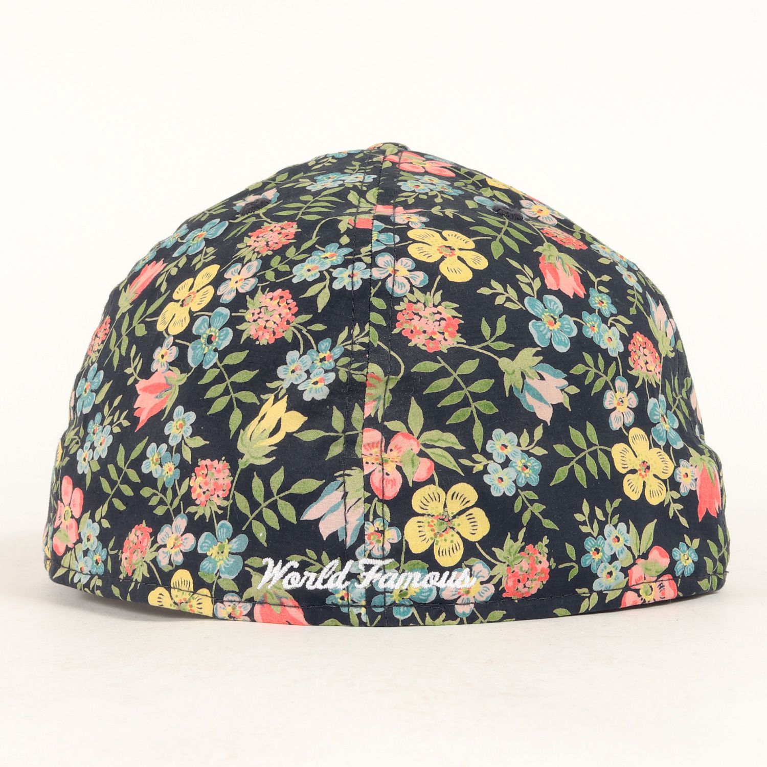 NEW ERA×supreme フローラル柄　ベースボールキャップ NEW ERA×supreme フローラル柄ベースボールキャップ