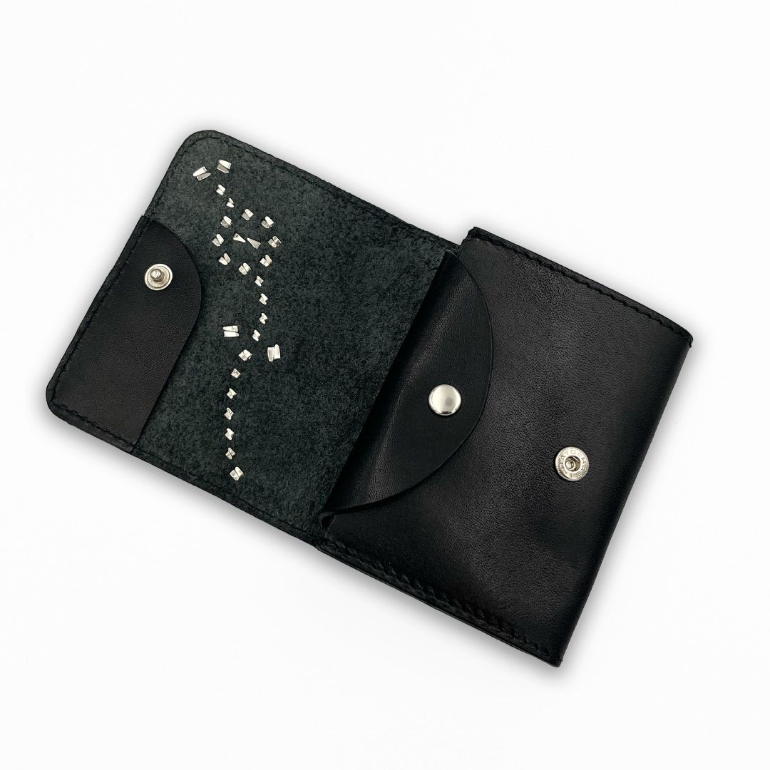 栃木レザー財布 コンパクト財布 ミニ財布 スタッズ財布 二つ折り財布 メンズ財布 wallet 小さい財布 日本製 新品 ［WL001W-ST7］ 送料無料
