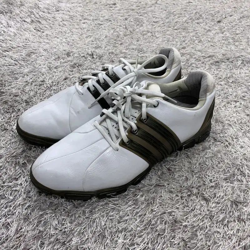 【雷市場（ポンジャン）商品韓国直送】 adidas(アディダス) ゴルフ メンズ ゴルフシューズ 靴 265 G02837