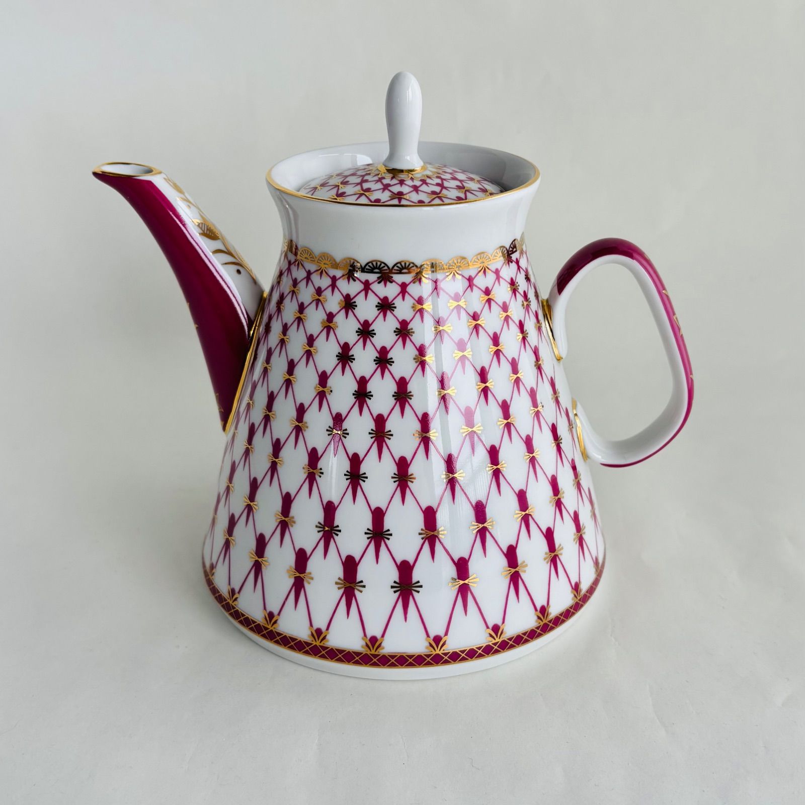 No.7808/7809「ロモノーソフのシュガーポット / カップ＆ソーサー