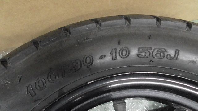 タイヤ付き