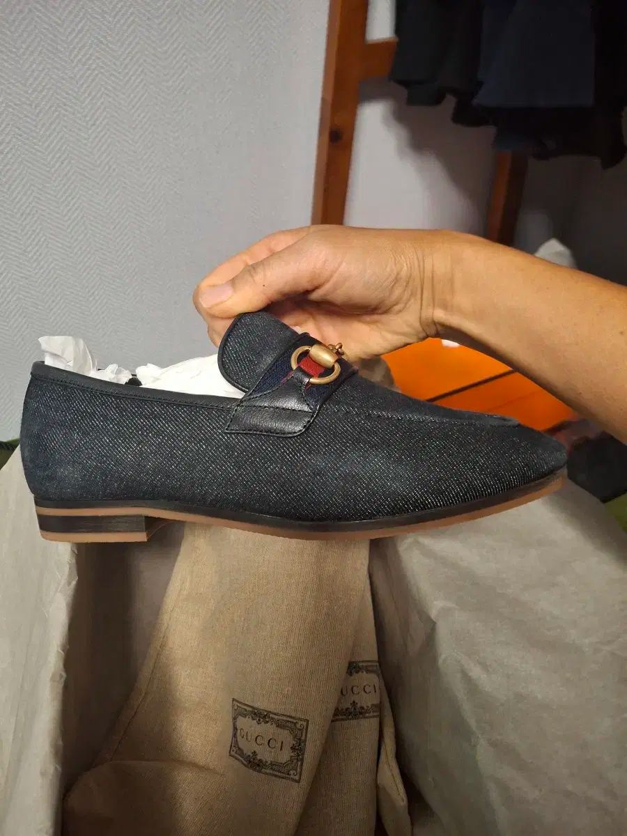グッチローファー