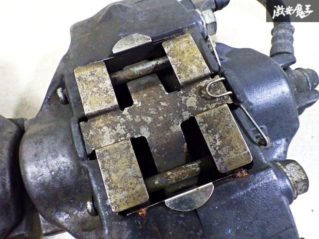 SUBARU インプレッサ GDA 対向2podキャリパー スバル(純正) 対向2POTキャリパー のパーツレビュー