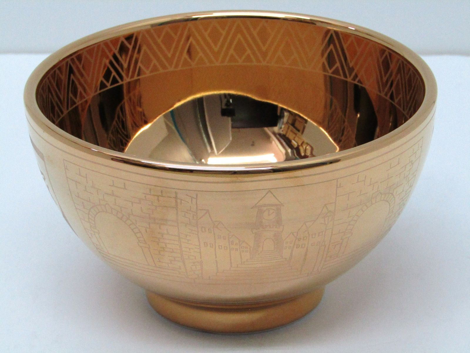 未使用品】すき家 金のどんぶり 金の箸セット - メルカリ