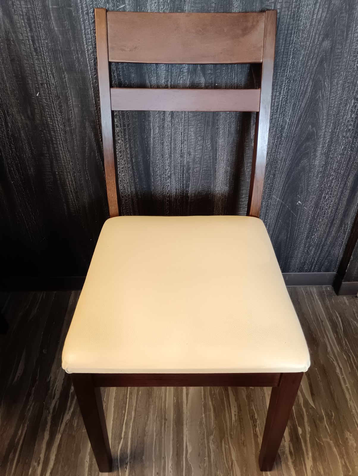 ダイニングチェア