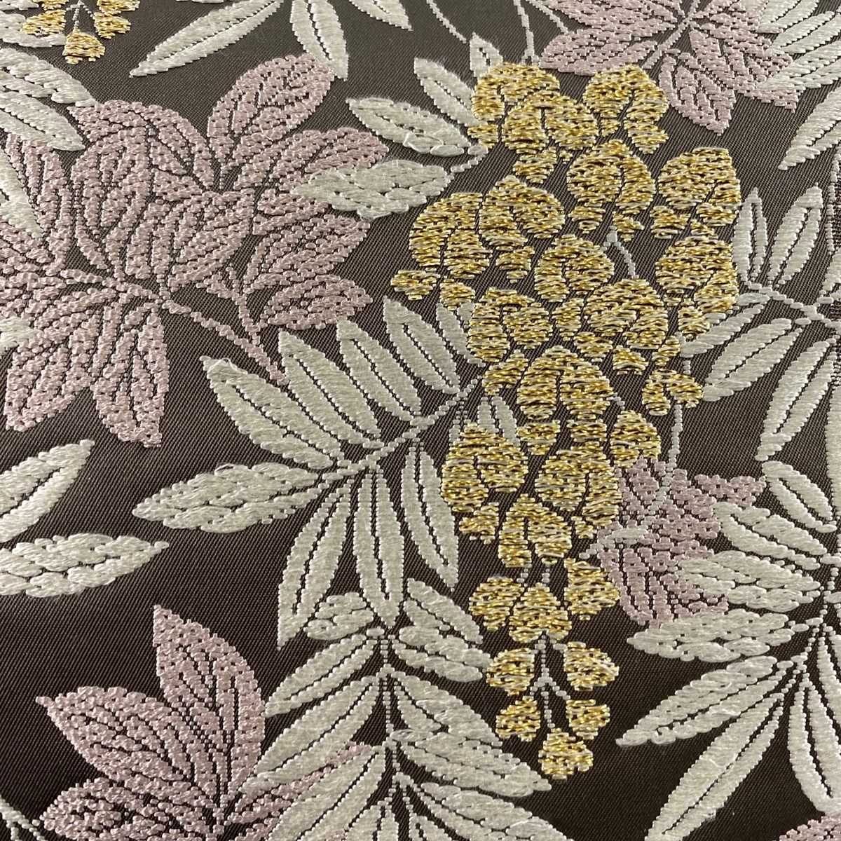 連休Sale! 夏物 正絹唐織 六通柄袋帯 刺繍のような四季の草花 金銀糸 美品 連休Sale! 夏物 正絹唐織 六通柄袋帯 刺繍のような四季の草花 金