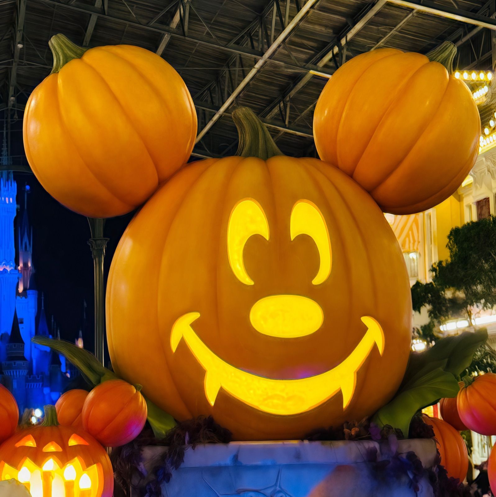新品未使用】ディズニー ハロウィン カチューシャ ミッキー パンプキン