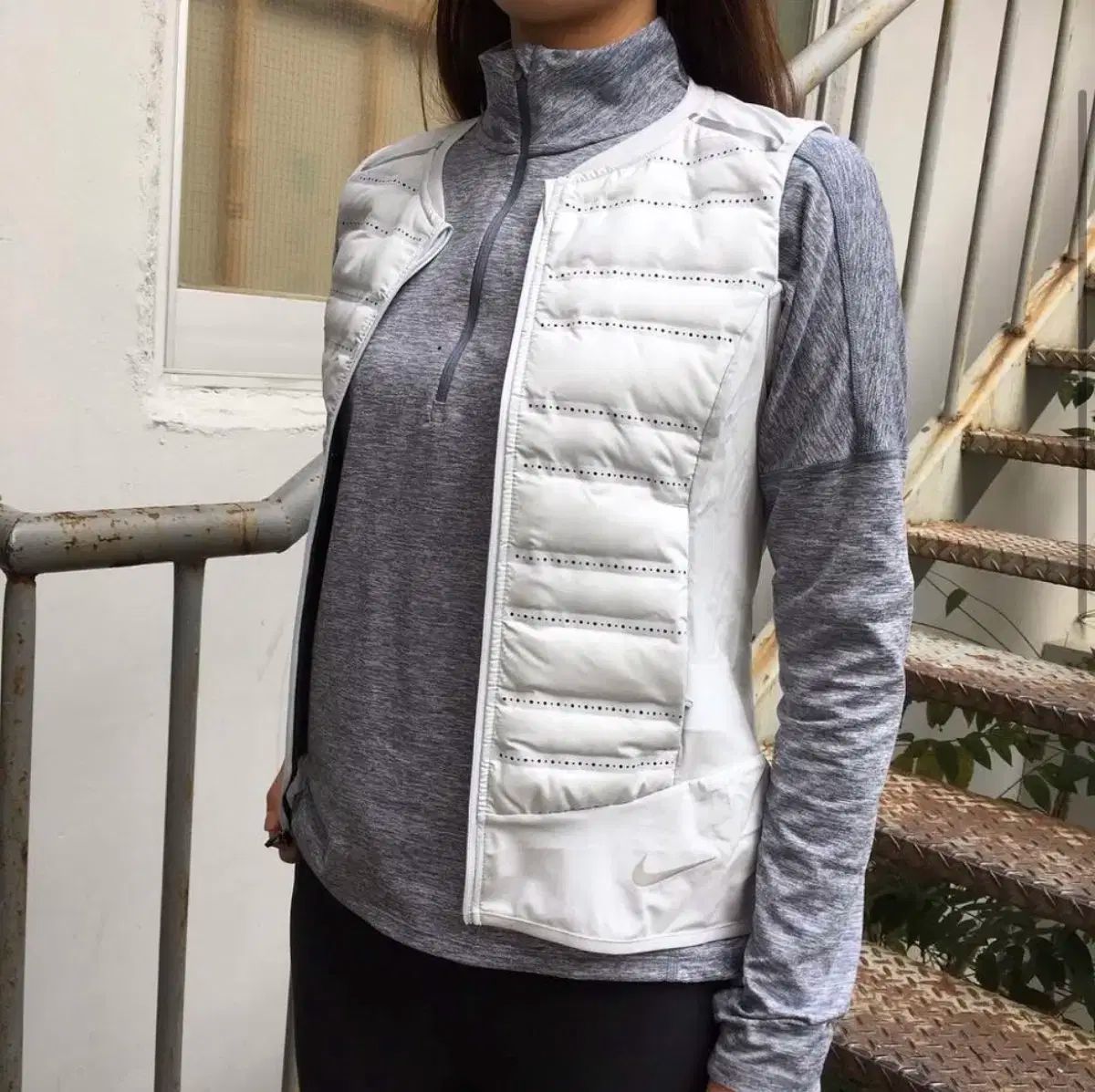女 66 NIKE ナイキ エアロロフト グース ベスト