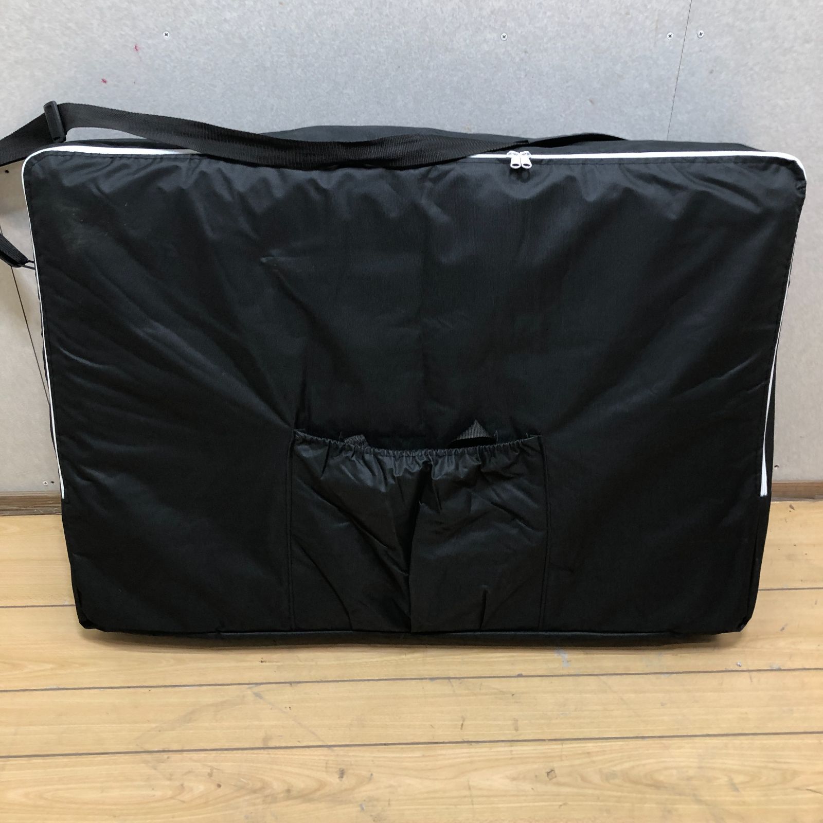 超美品 折り畳み エステベッド ブラウン 軽量 コンパクト 専用バッグ付