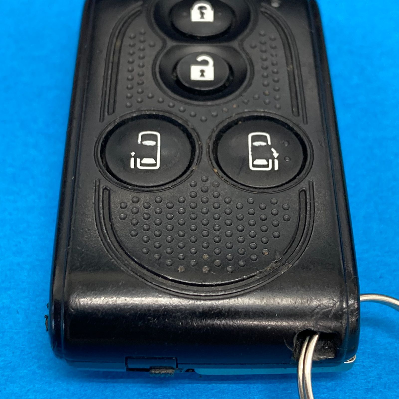 ☘ ダイハツ タント LA600S キーレス スマートキー 4ボタン 007-AB0088