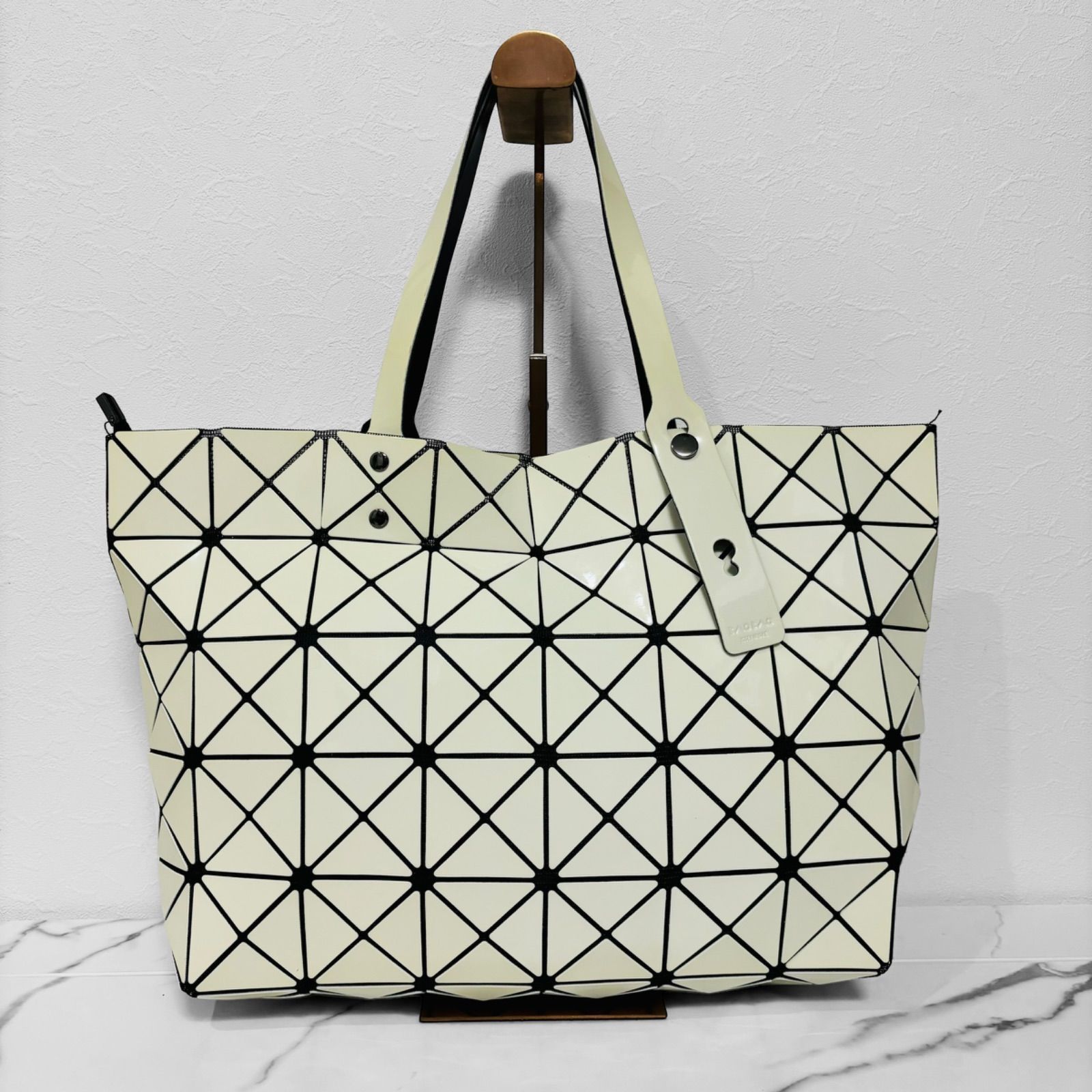 BAOBAO ISSEY MIYAKE イッセイミヤケ トートバッグ 肩掛け バオバオイッセイミヤケ BAO BAO ISSEY MIYAKEトートバッグ
