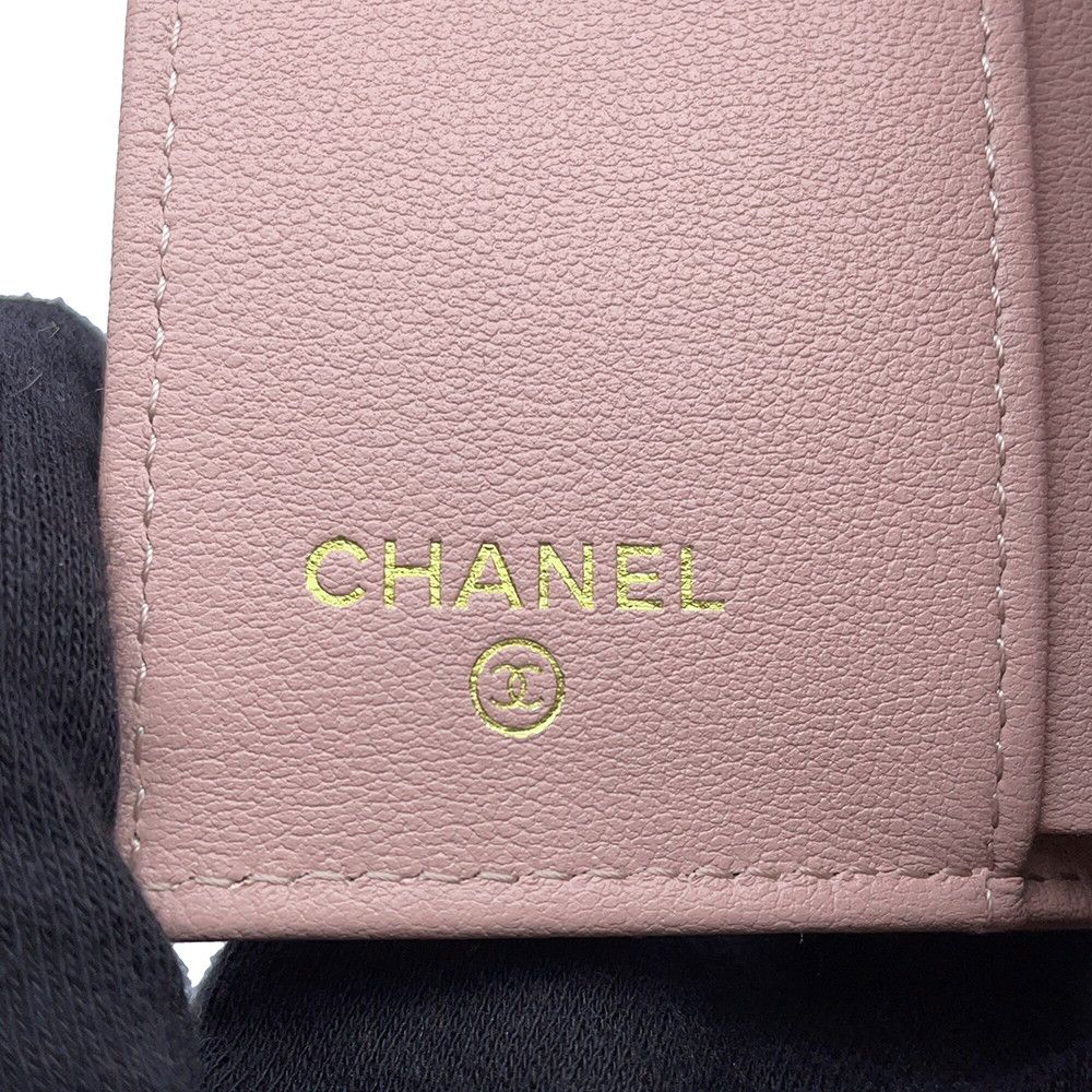シャネル 三つ折り財布 マトラッセ ココマーク スモール フラップ  