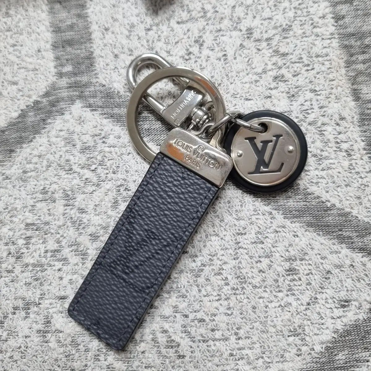 円 ロゴ