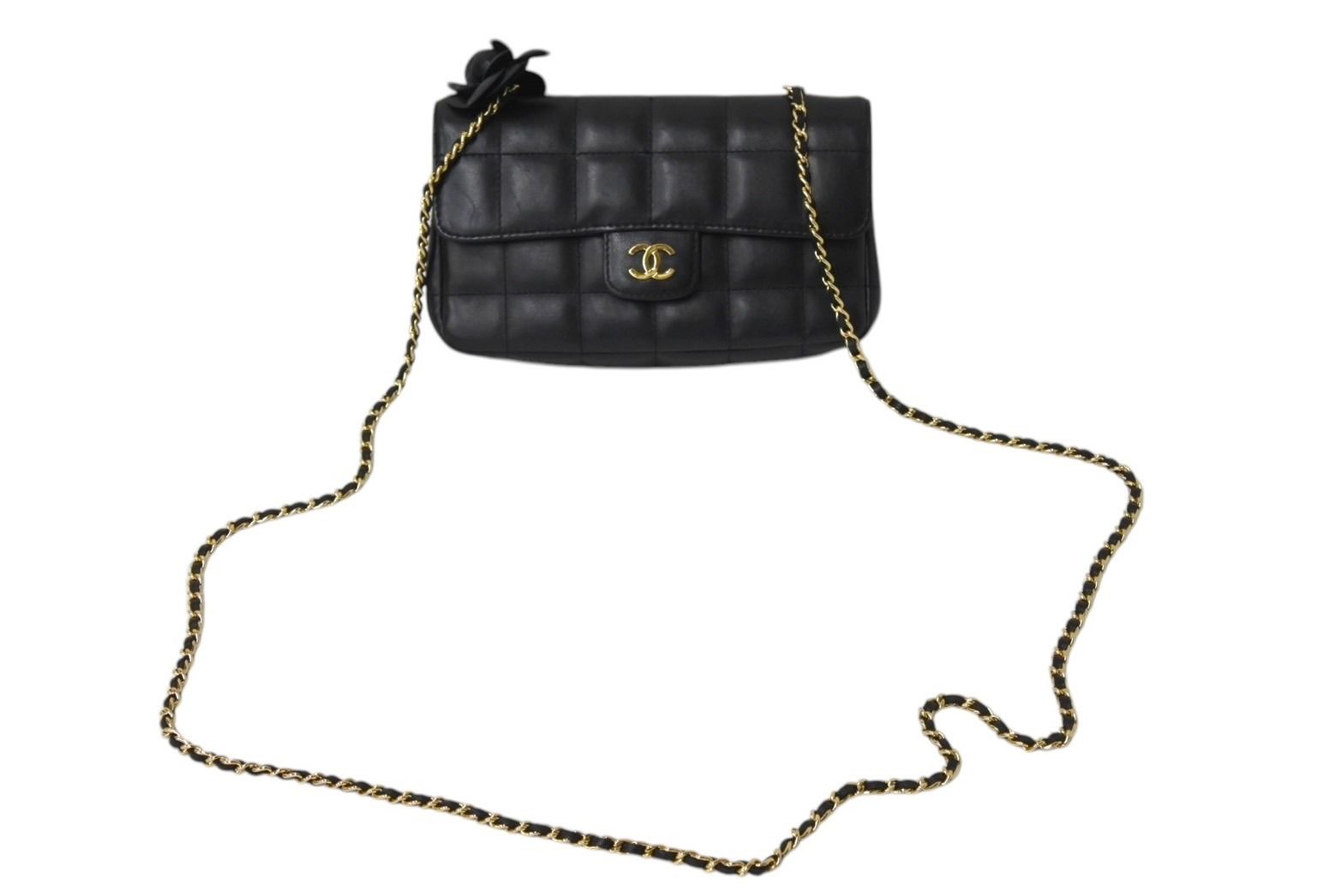 CHANEL シャネル カメリア チョコバー チェーン ミニショルダーバッグ ブラック ラムスキン 14番台 ココマーク ロゴ ゴールド金具 美品  中古 4c069613 - メルカリ