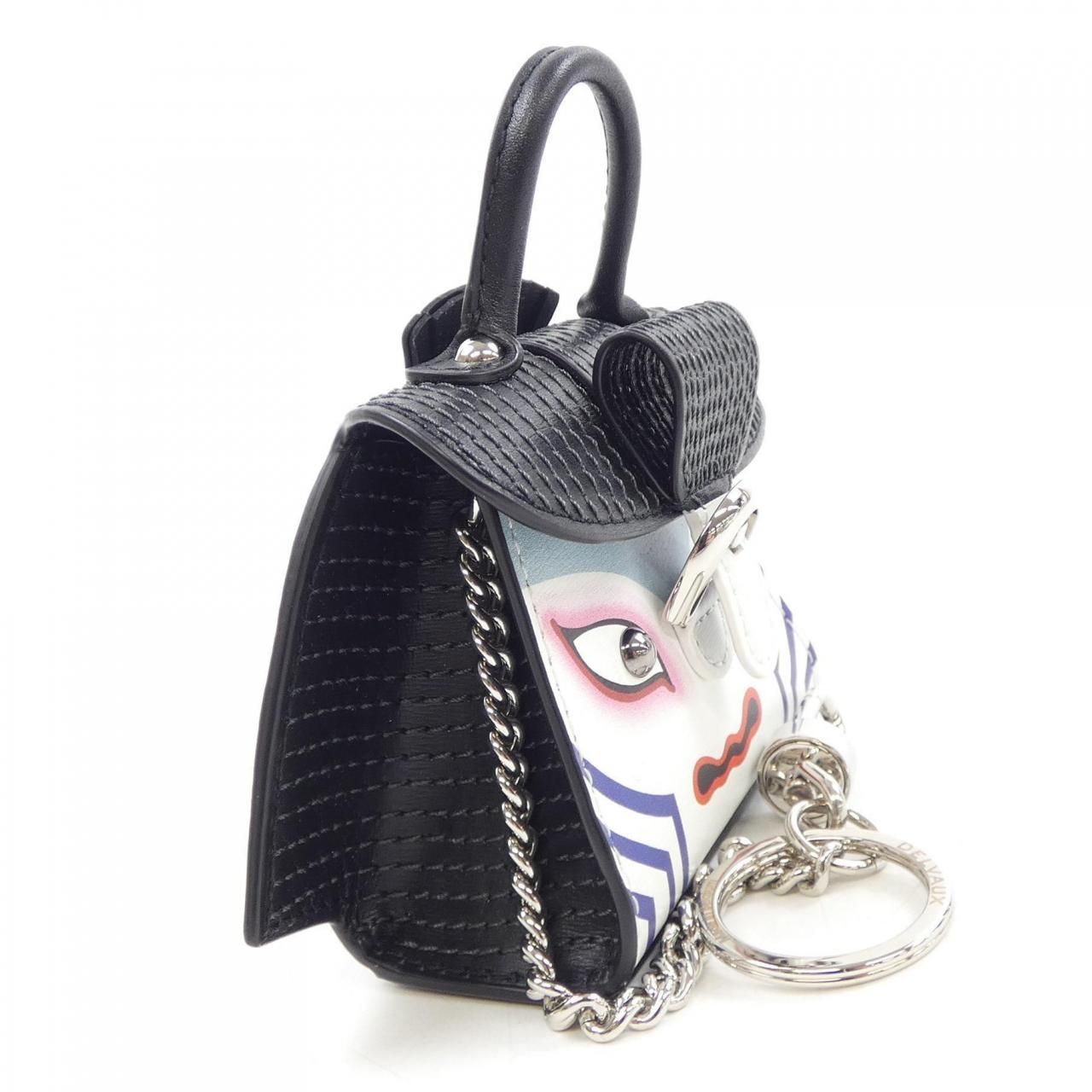 DELVAUX デルボー チャーム - 4144424Y0001 楽天市場】DELVAUX デルヴォー バッグチャーム “歌舞伎” レザー