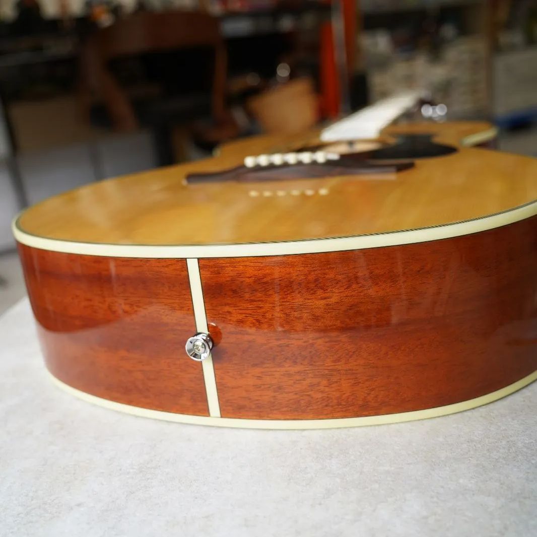 美品】JAMES J-300A NAT ( ジェームス ) アコースティックギター