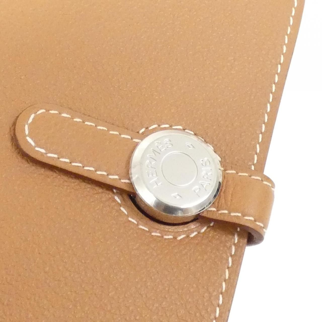 コンパクト 066382CK