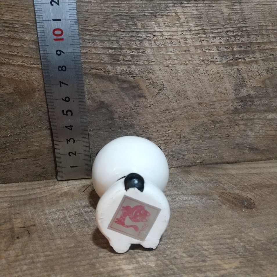 昭和レトロ】内藤ルネ・ベロ出し パンダ 貯金箱 陶器人形 - メルカリ