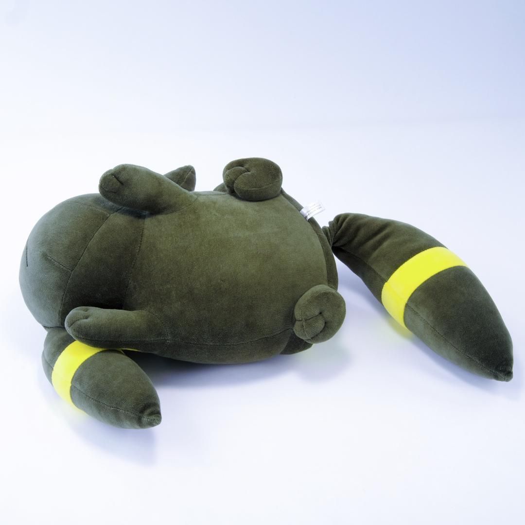 Amazon.co.jp: ぬいぐるみ すやすやブラッキー 22.5×55×42(H×W×D Amazon.co.jp: ぬいぐるみ すやすやブラッキー 22.5×55×42(H×W×D