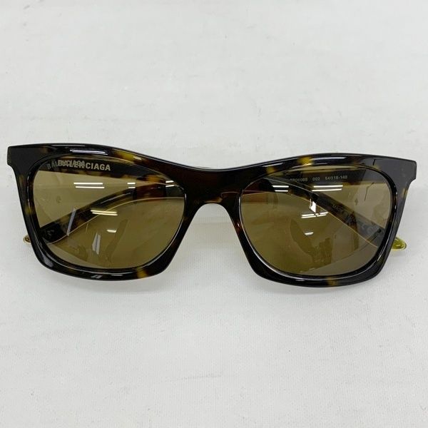 極美品　BALENCIAGA　サングラス　BA130　べっ甲柄フレーム　グリーン 極美品 BALENCIAGA サングラス BA130 べっ甲柄フレーム グリーン